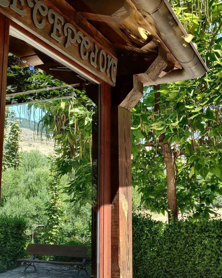 Hotel Ribera Del Corneja Navacepedilla de Corneja Eksteriør bilde