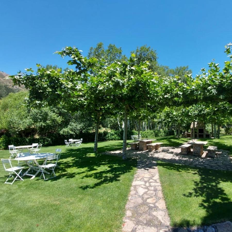 Hotel Ribera Del Corneja Navacepedilla de Corneja Eksteriør bilde