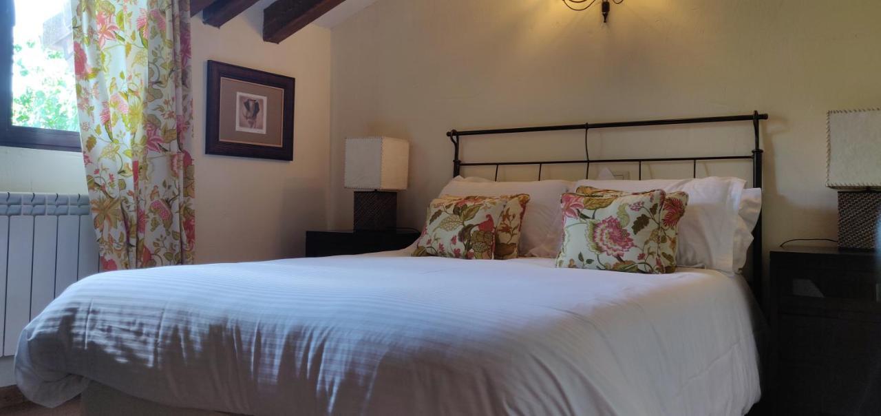 Hotel Ribera Del Corneja Navacepedilla de Corneja Eksteriør bilde