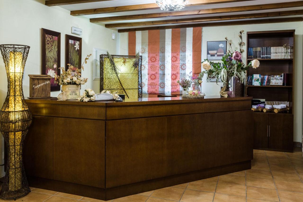 Hotel Ribera Del Corneja Navacepedilla de Corneja Eksteriør bilde