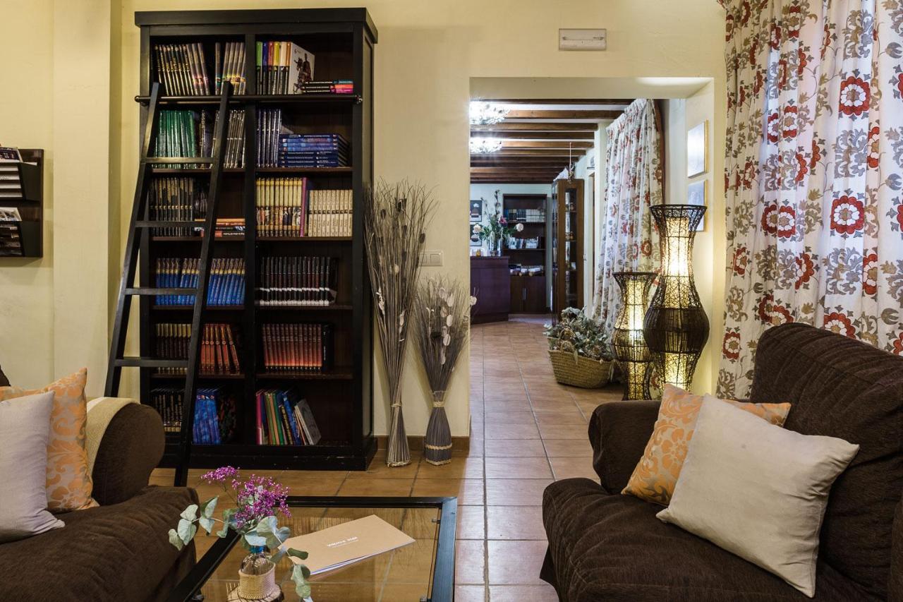 Hotel Ribera Del Corneja Navacepedilla de Corneja Eksteriør bilde